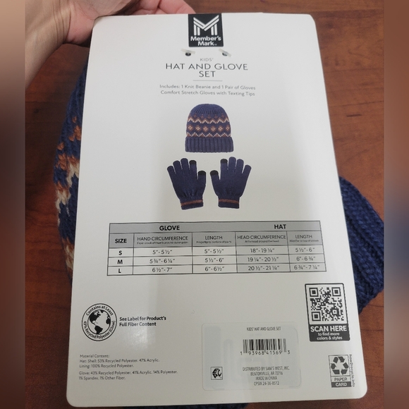 Members Marks Kids Blue and Orange Knit Hat and Glove Set Medium NWT - Picture 2 of 4
